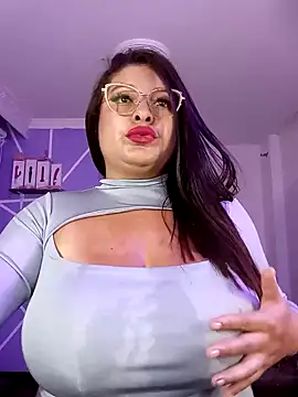 Snapshot of MiiaaJoness chatting on 10, 1, 2025 MiiaaJoness online show from 10, 1, 2025