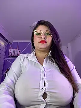 Snapshot of MiiaaJoness chatting on 4, 2, 2025 MiiaaJoness online show from 4, 2, 2025