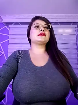 Snapshot of MiiaaJoness chatting on 27, 2, 2025 MiiaaJoness online show from 27, 2, 2025