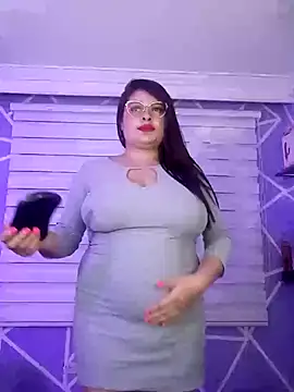 Snapshot of MiiaaJoness chatting on 3, 3, 2025 MiiaaJoness online show from 3, 3, 2025