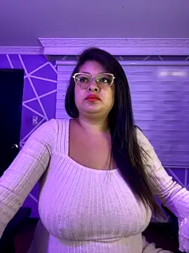 Snapshot of MiiaaJoness chatting on 16, 9, 2025 MiiaaJoness online show from 16, 9, 2025