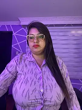 Snapshot of MiiaaJoness chatting on 29, 9, 2025 MiiaaJoness online show from 29, 9, 2025