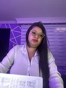 Snapshot of MiiaaJoness chatting on 1, 10, 2025 MiiaaJoness online show from 1, 10, 2025