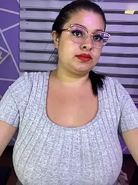 MiiaaJoness online show from 22, 4, 2026