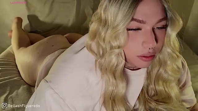 Snapshot of IsabellaFigueredo__ chatting on 13, 9, 2025 IsabellaFigueredo online show from 13, 9, 2025