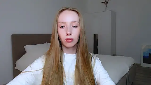 Luna insniity online show from 27, 2, 2025