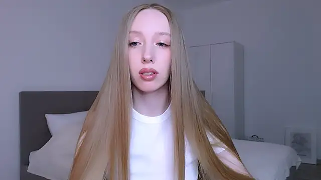 Luna insniity online show from 2, 4, 2026