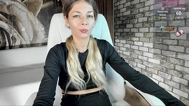 Eva Melow online show from 1, 11, 2025