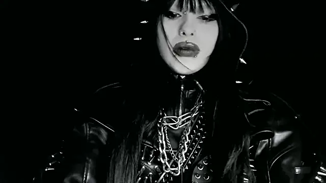 XXIOUX online show from 13, 4, 2026