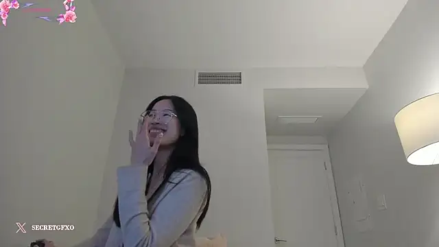 Snapshot of secretgirlfriendxo chatting on 14, 12, 2024 secretgirlfriendxo online show from 14, 12, 2024