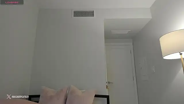 Snapshot of secretgirlfriendxo chatting on 6, 2, 2025 secretgirlfriendxo online show from 6, 2, 2025