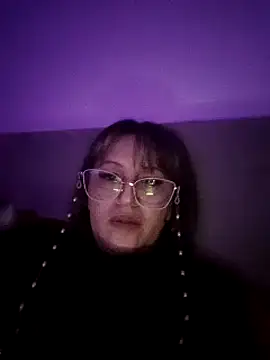 Snapshot of naughtymilfT chatting on 22, 2, 2025 naughtymilfT online show from 22, 2, 2025