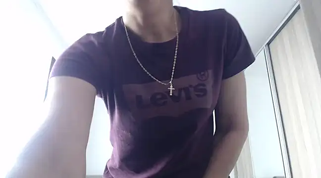 Snapshot of naughtymilfT chatting on 8, 3, 2025 naughtymilfT online show from 8, 3, 2025