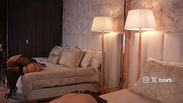 Rosalie vega online show from 18, 4, 2026