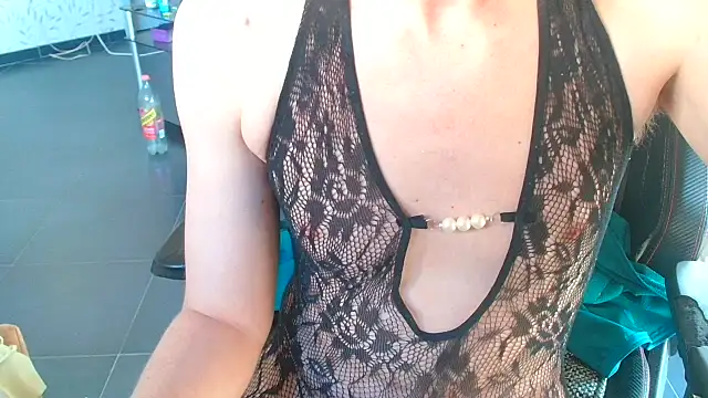 Snapshot of Str8boyy chatting on 16, 2, 2025 Str8boyy online show from 16, 2, 2025