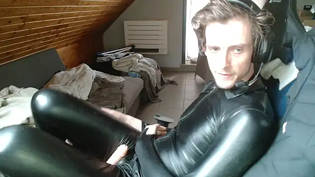 Snapshot of Str8boyy chatting on 24, 2, 2026 Str8boyy online show from 24, 2, 2026