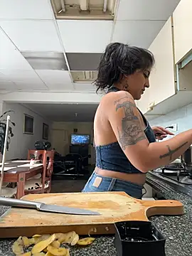 azahar  ziiz online show from 11, 2, 2026