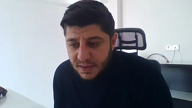 erkekkkadam online show from 15, 1, 2025