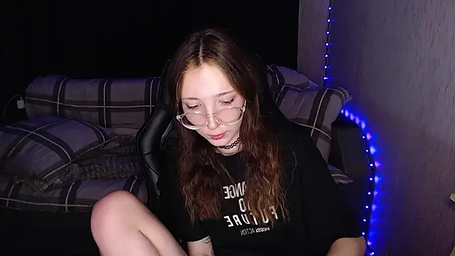 AmeliaKamishiro online show from 12, 10, 2025