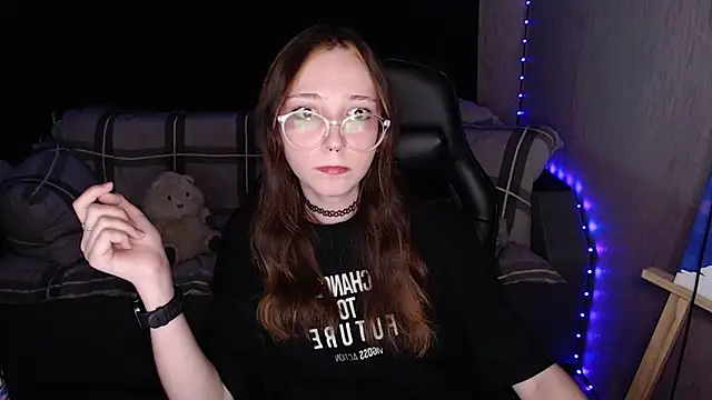 AmeliaKamishiro online show from 13, 10, 2025