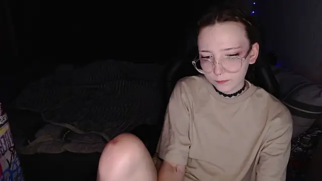 AmeliaKamishiro online show from 15, 11, 2025