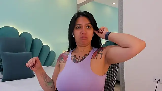 sharlott18 online show from 28, 3, 2026