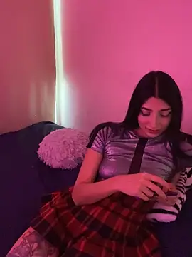 Felicia smok3 online show from 9, 1, 2025