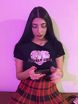 Felicia smok3 online show from 13, 1, 2025