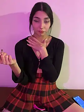 Felicia smok3 online show from 4, 2, 2025