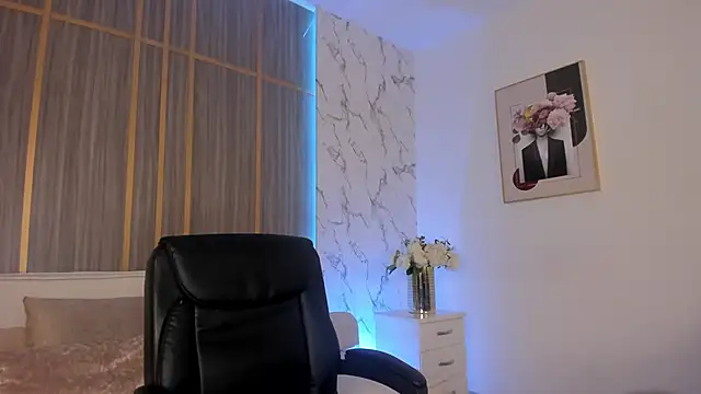 IsabellaAllen online show from 19, 11, 2025