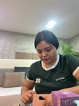 IsabellaAllen online show from 12, 4, 2026