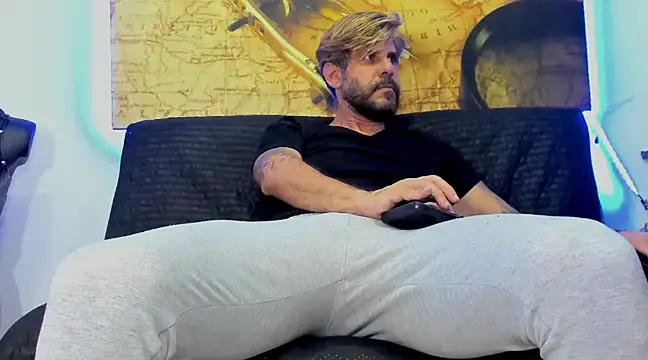Snapshot of johny_bluexxx chatting on 30, 1, 2025 johny bluexxx online show from 30, 1, 2025