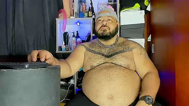 Snapshot of Latino_bigcock chatting on 20, 3, 2025 Latino bigcock online show from 20, 3, 2025