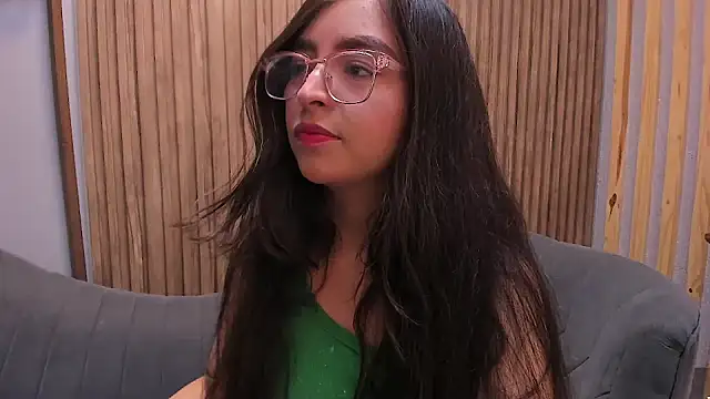 Eva Macalliter online show from 8, 2, 2025