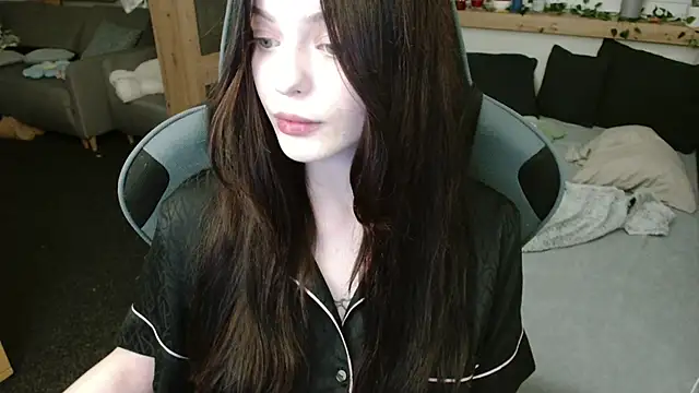 juice-peach online show from 18, 12, 2024