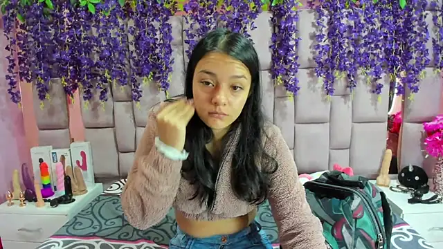 Snapshot of Bich_Anal_ chatting on 17, 1, 2025 Bich Anal online show from 17, 1, 2025