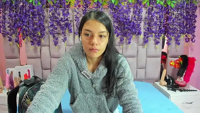 Snapshot of Bich_Anal_ chatting on 4, 2, 2025 Bich Anal online show from 4, 2, 2025