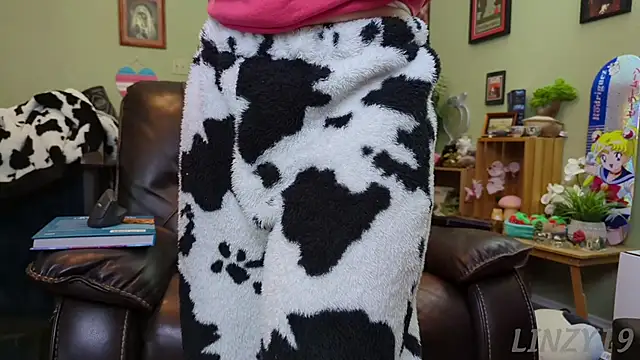 Snapshot of Linzy_19 chatting on 27, 1, 2025 Linzy 19 online show from 27, 1, 2025