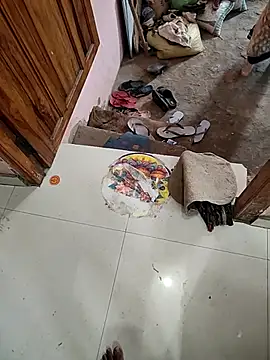 COUPLLE VILLAGE online show from 3, 11, 2025