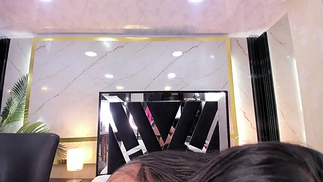 Lia-Anahiz online show from 17, 1, 2025