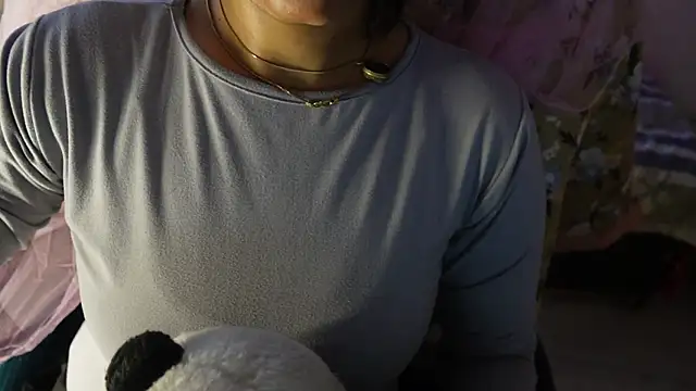 -AyeshaSinghania- online show from 4, 2, 2026