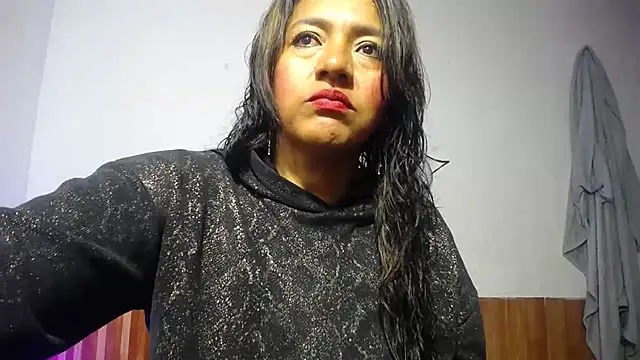 daleska ayala 1 online show from 23, 2, 2025