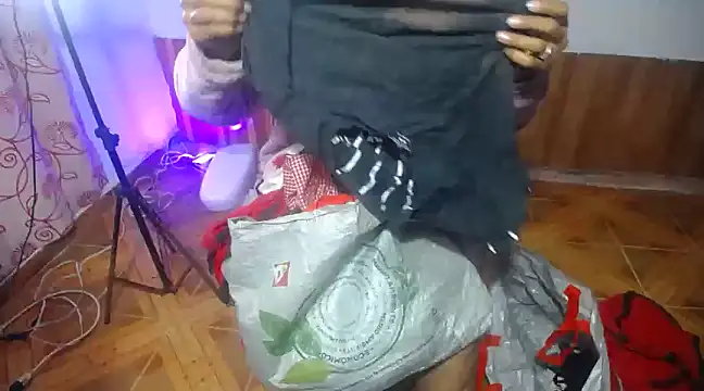 daleska ayala 1 online show from 16, 3, 2025