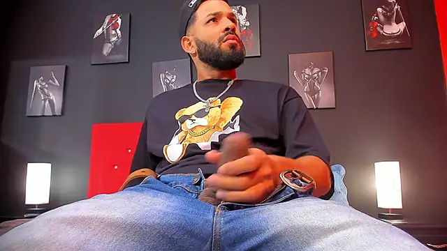 Thiagogomez online show from 18, 1, 2025