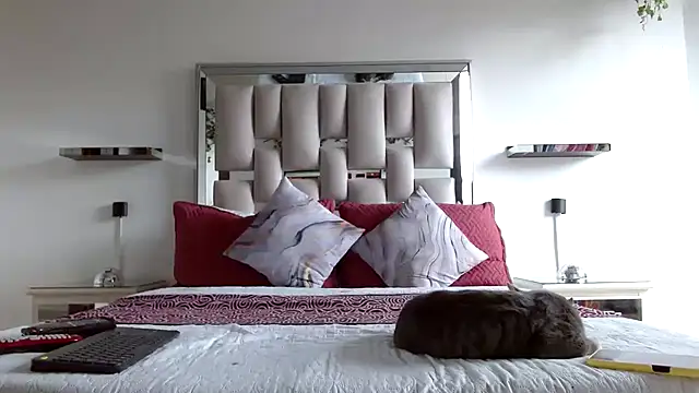 hellen martin online show from 6, 3, 2025