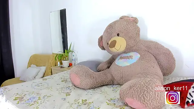 alison-ker3 online show from 1, 2, 2025