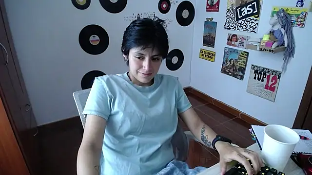Snapshot of 9_Fernanda_9 chatting on 28, 2, 2025 9 Fernanda 9 online show from 28, 2, 2025