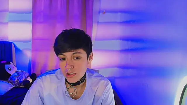 Snapshot of 9_Fernanda_9 chatting on 2, 10, 2025 9 Fernanda 9 online show from 2, 10, 2025