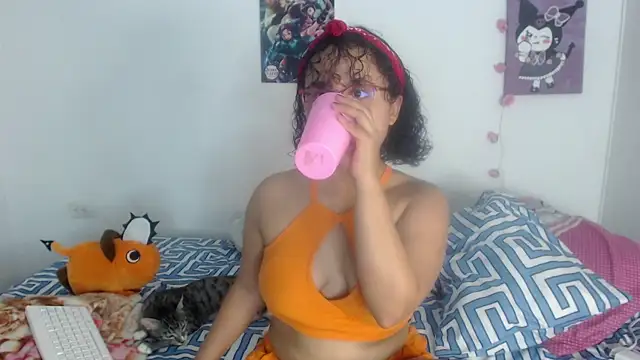 Snapshot of lou_cute chatting on 19, 3, 2025 lou cute online show from 19, 3, 2025