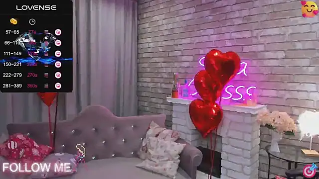 SarahCoksss online show from 12, 2, 2025